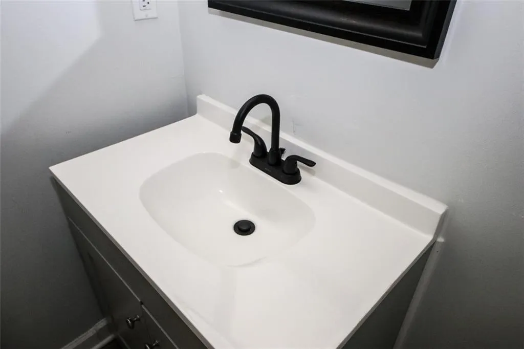 2020 Wingate Way, Atlanta, Georgia 30350, 2 Bedrooms Bedrooms, ,2 BathroomsBathrooms,Residential,Sold,2020 Wingate Way,7045379