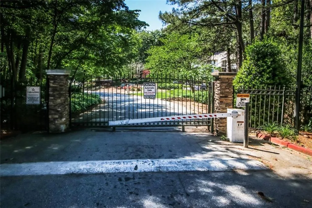 2020 Wingate Way, Atlanta, Georgia 30350, 2 Bedrooms Bedrooms, ,2 BathroomsBathrooms,Residential,Sold,2020 Wingate Way,7045379