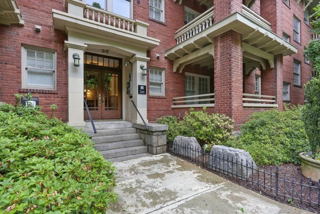 266 11th Street Ne Unit 308, Atlanta, Georgia 30309, 1 Bedroom Bedrooms, ,1 BathroomBathrooms,Residential,Sold,266 11th Street Ne Unit 308,6000809
