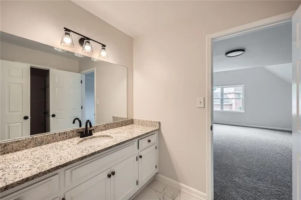 140 Grosvenor Place, Atlanta, Georgia 30328, 4 Bedrooms Bedrooms, ,3 BathroomsBathrooms,Residential,For Sale,140 Grosvenor Place,7608685
