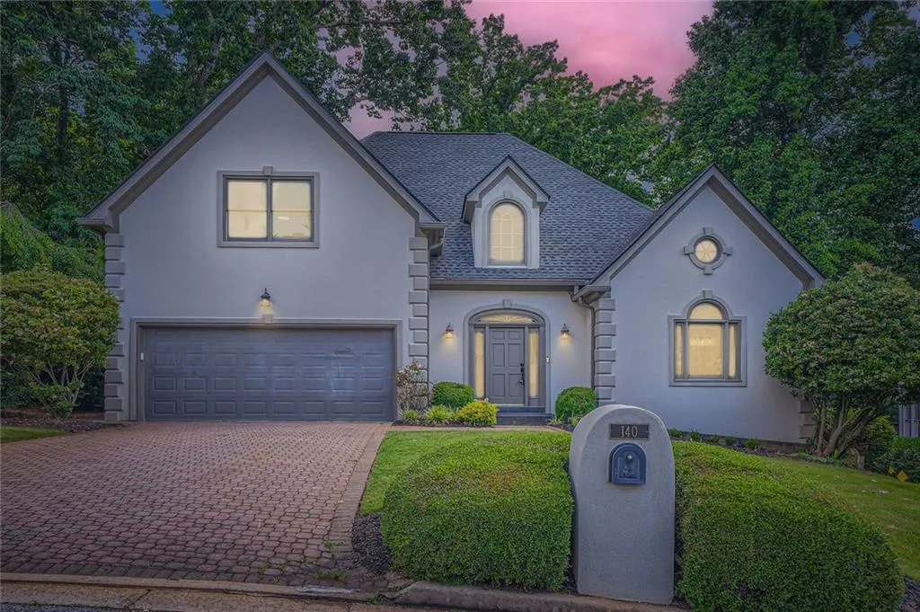 140 Grosvenor Place, Atlanta, Georgia 30328, 4 Bedrooms Bedrooms, ,3 BathroomsBathrooms,Residential,For Sale,140 Grosvenor Place,7608685
