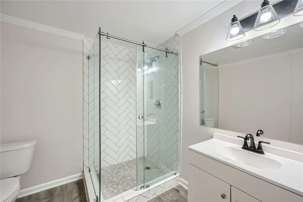 140 Grosvenor Place, Atlanta, Georgia 30328, 4 Bedrooms Bedrooms, ,3 BathroomsBathrooms,Residential,For Sale,140 Grosvenor Place,7608685