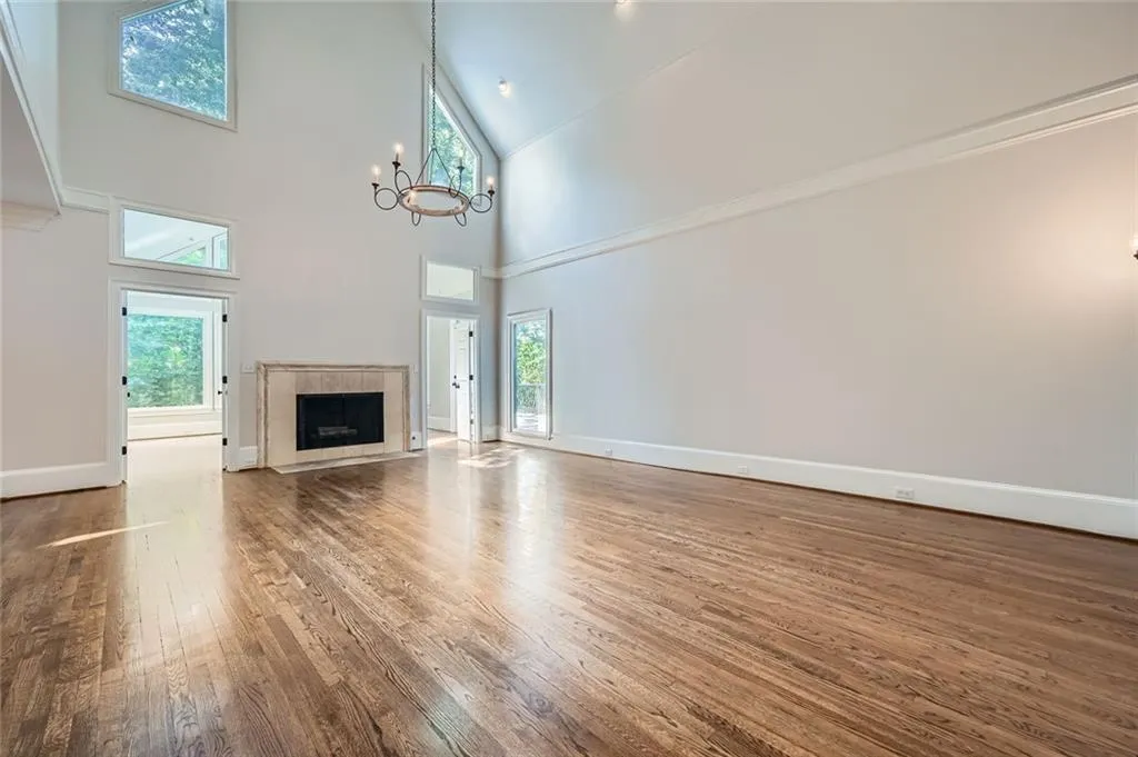 140 Grosvenor Place, Atlanta, Georgia 30328, 4 Bedrooms Bedrooms, ,3 BathroomsBathrooms,Residential,For Sale,140 Grosvenor Place,7608685