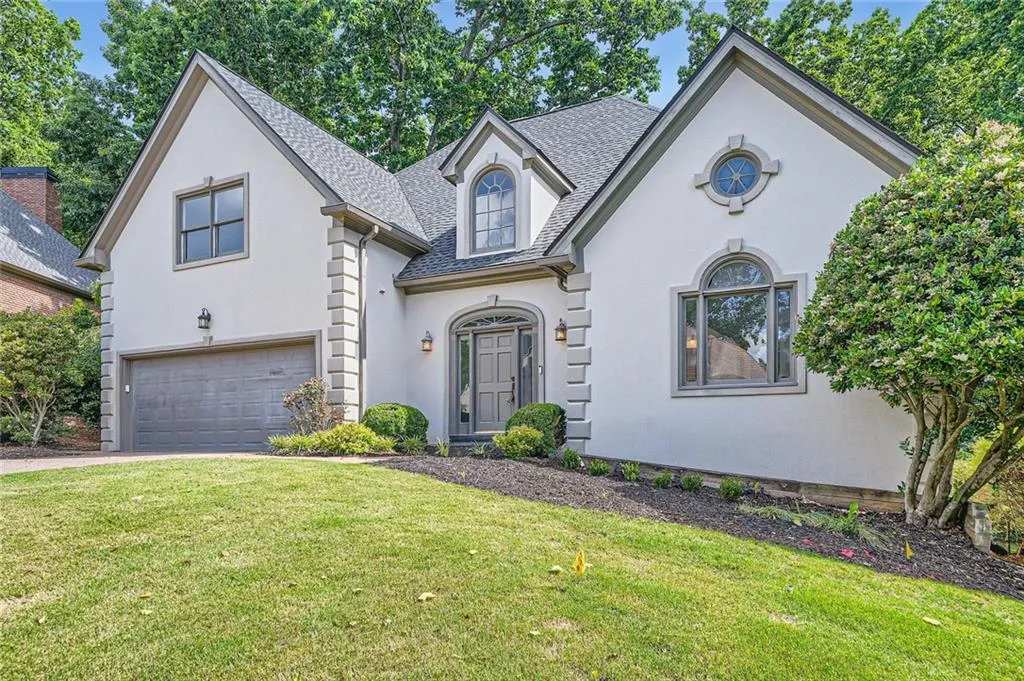 140 Grosvenor Place, Atlanta, Georgia 30328, 4 Bedrooms Bedrooms, ,3 BathroomsBathrooms,Residential,For Sale,140 Grosvenor Place,7608685