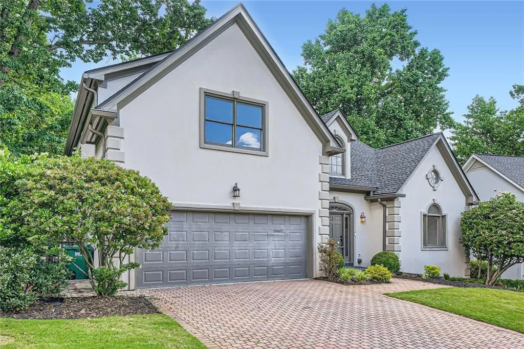 140 Grosvenor Place, Atlanta, Georgia 30328, 4 Bedrooms Bedrooms, ,3 BathroomsBathrooms,Residential,For Sale,140 Grosvenor Place,7608685