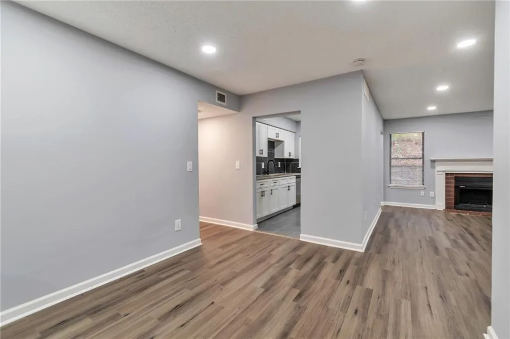 1502 Huntingdon Chase, Atlanta, Georgia 30350, 2 Bedrooms Bedrooms, ,2 BathroomsBathrooms,Residential,For Sale,1502 Huntingdon Chase,7697085