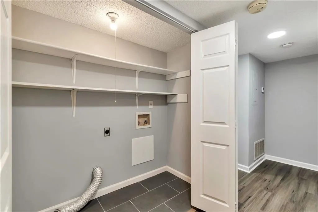 1502 Huntingdon Chase, Atlanta, Georgia 30350, 2 Bedrooms Bedrooms, ,2 BathroomsBathrooms,Residential,For Sale,1502 Huntingdon Chase,7697085