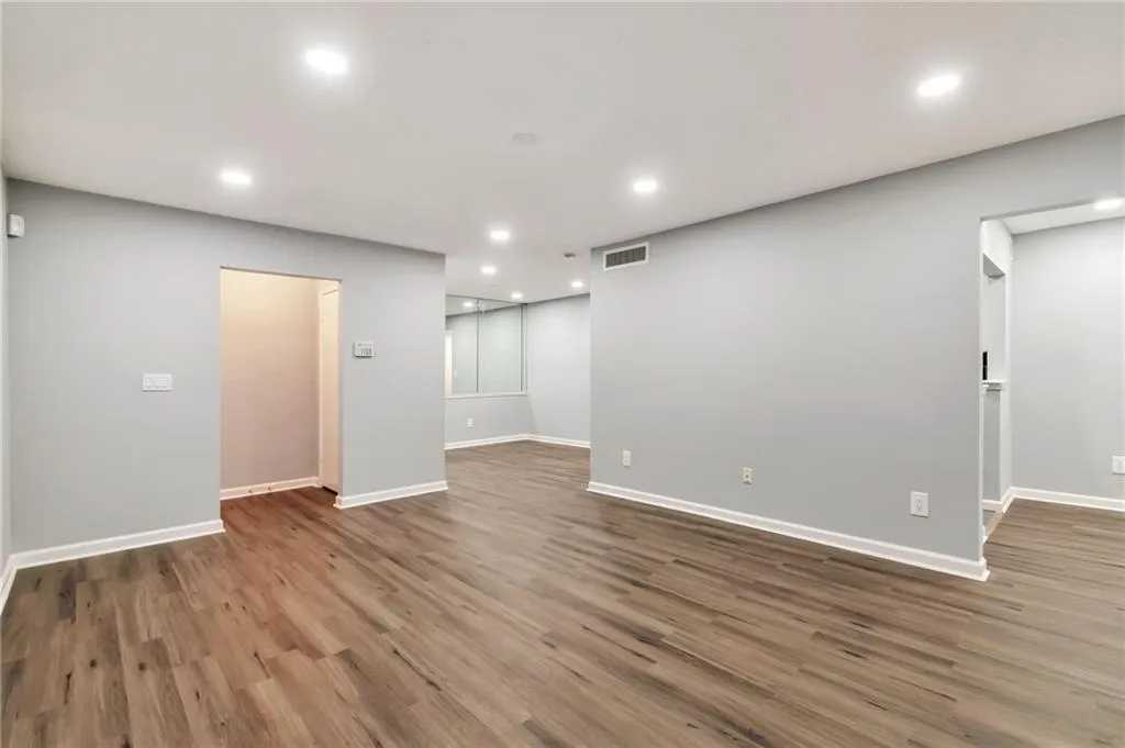 1502 Huntingdon Chase, Atlanta, Georgia 30350, 2 Bedrooms Bedrooms, ,2 BathroomsBathrooms,Residential,For Sale,1502 Huntingdon Chase,7697085