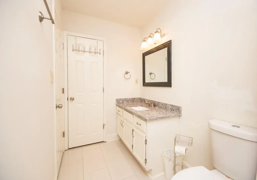 9005 Carroll Manor Drive, Sandy Springs, Georgia 30350, 2 Bedrooms Bedrooms, ,2 BathroomsBathrooms,Residential,Sold,9005 Carroll Manor Drive,6925915