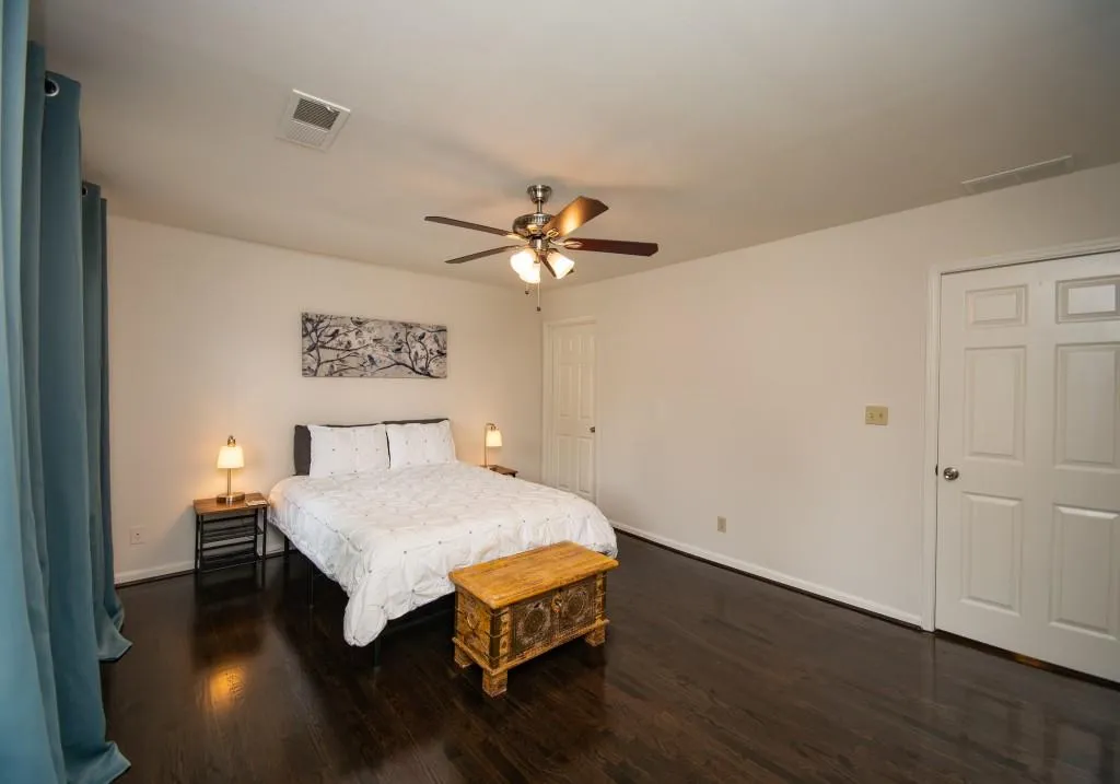 9005 Carroll Manor Drive, Sandy Springs, Georgia 30350, 2 Bedrooms Bedrooms, ,2 BathroomsBathrooms,Residential,Sold,9005 Carroll Manor Drive,6925915