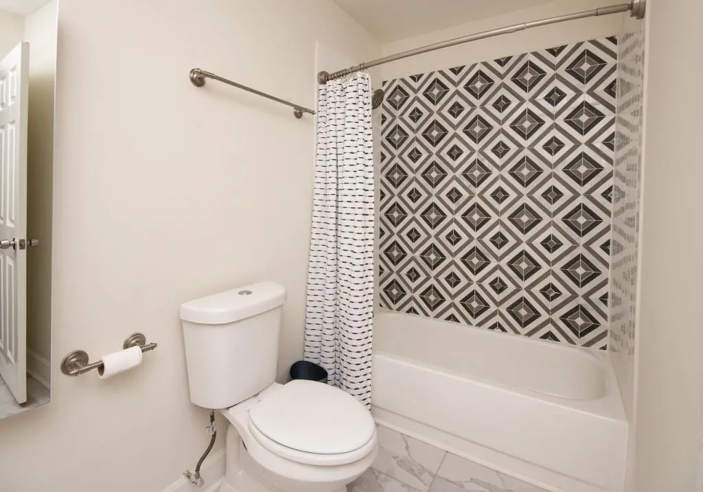 9005 Carroll Manor Drive, Sandy Springs, Georgia 30350, 2 Bedrooms Bedrooms, ,2 BathroomsBathrooms,Residential,Sold,9005 Carroll Manor Drive,6925915