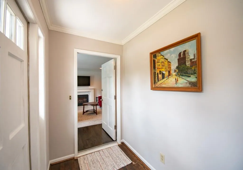 9005 Carroll Manor Drive, Sandy Springs, Georgia 30350, 2 Bedrooms Bedrooms, ,2 BathroomsBathrooms,Residential,Sold,9005 Carroll Manor Drive,6925915