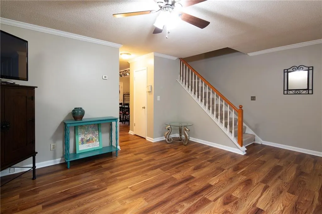 6900 Roswell Road Unit C7, Atlanta, Georgia 30328, 2 Bedrooms Bedrooms, ,2 BathroomsBathrooms,Residential,Sold,6900 Roswell Road Unit C7,6800767