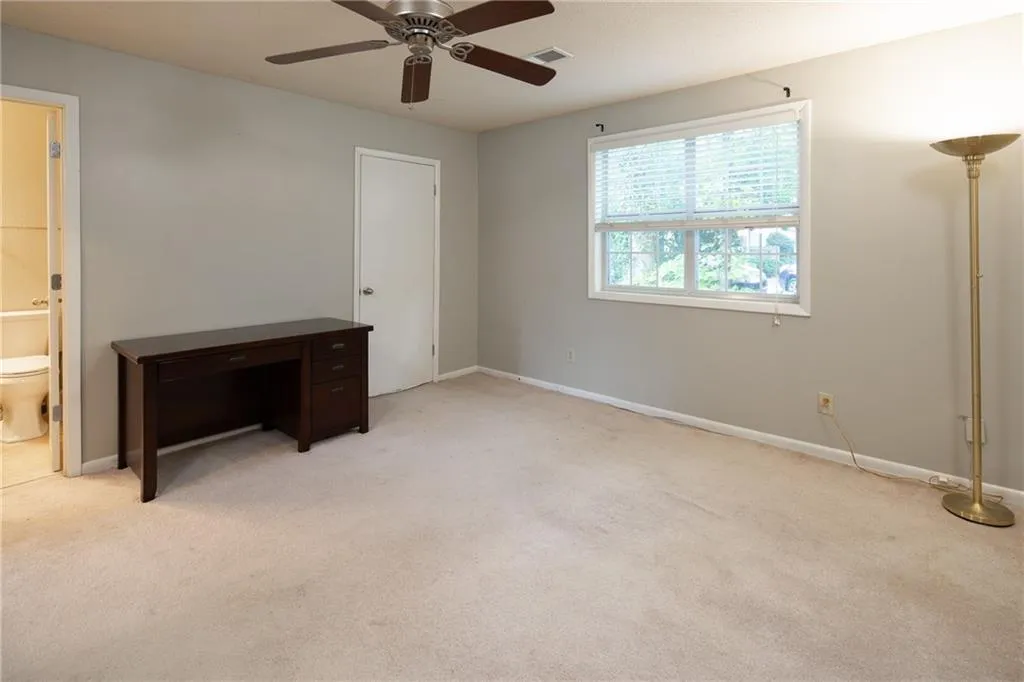 6900 Roswell Road Unit C7, Atlanta, Georgia 30328, 2 Bedrooms Bedrooms, ,2 BathroomsBathrooms,Residential,Sold,6900 Roswell Road Unit C7,6800767