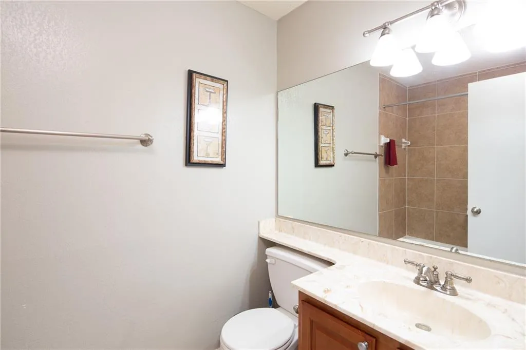 6900 Roswell Road Unit C7, Atlanta, Georgia 30328, 2 Bedrooms Bedrooms, ,2 BathroomsBathrooms,Residential,Sold,6900 Roswell Road Unit C7,6800767