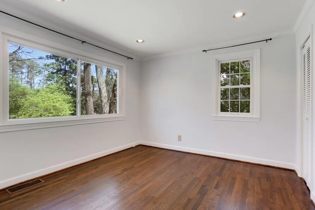 310 Meadowbrook Drive, Atlanta, Georgia 30342, 3 Bedrooms Bedrooms, ,2 BathroomsBathrooms,Residential,Sold,310 Meadowbrook Drive,6526339