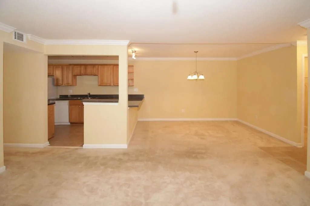 1603 Brighton Point, Atlanta, Georgia 30328, 2 Bedrooms Bedrooms, ,2 BathroomsBathrooms,Residential,Sold,1603 Brighton Point,5986335