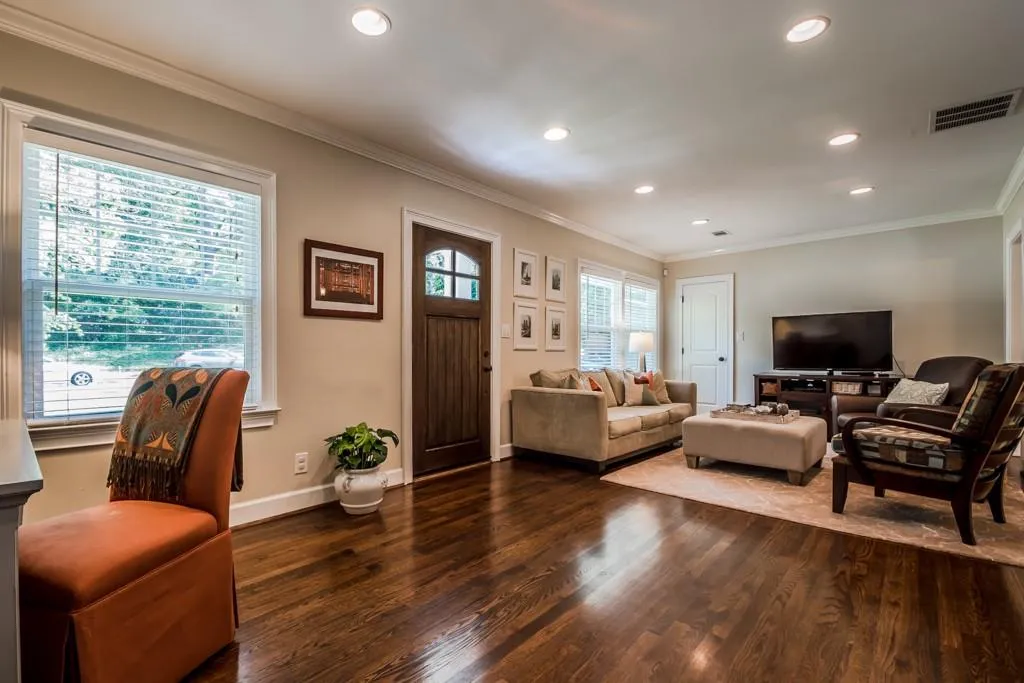 1002 Lindridge Drive Ne, Atlanta, Georgia 30324, 2 Bedrooms Bedrooms, ,1 BathroomBathrooms,Residential,Sold,1002 Lindridge Drive Ne,5847409