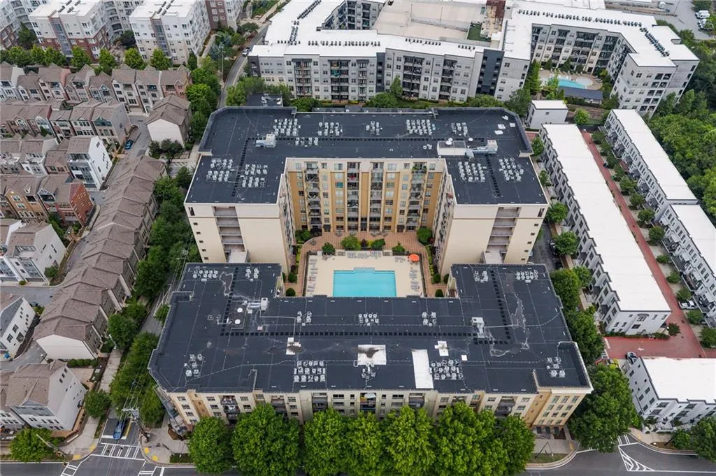 711 Cosmopolitan Drive Ne Unit 300, Atlanta, Georgia 30324, 2 Bedrooms Bedrooms, ,2 BathroomsBathrooms,Residential,For Sale,711 Cosmopolitan Drive Ne Unit 300,7592285
