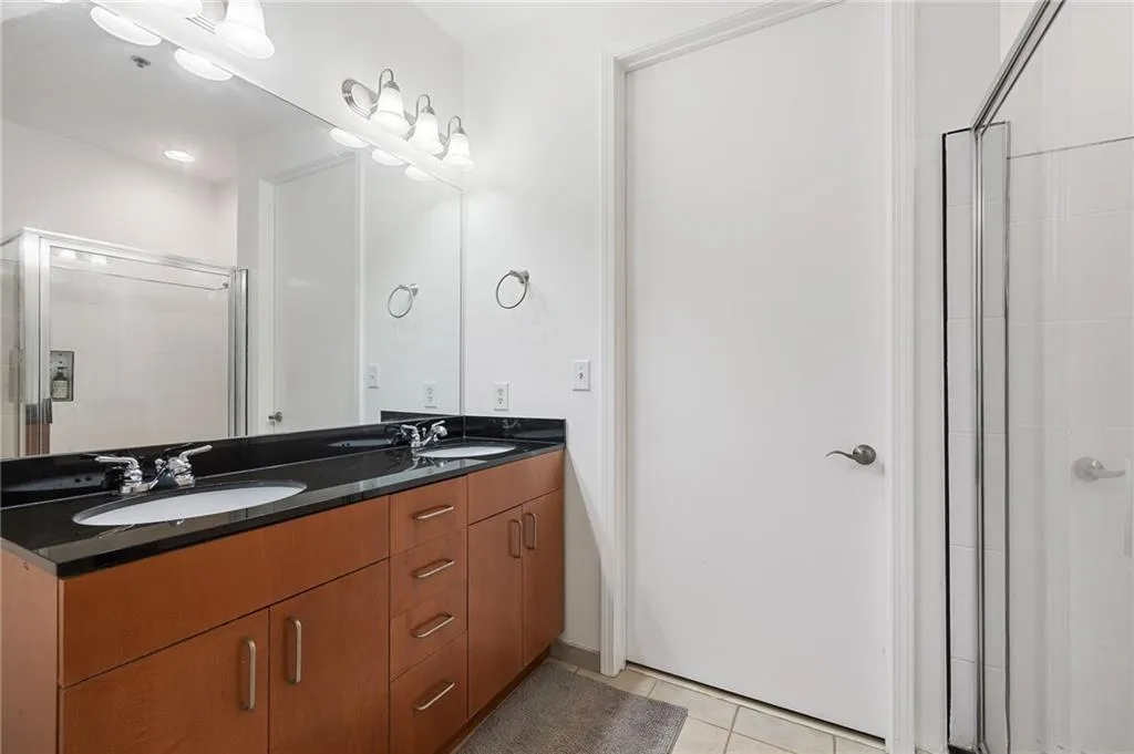 711 Cosmopolitan Drive Ne Unit 300, Atlanta, Georgia 30324, 2 Bedrooms Bedrooms, ,2 BathroomsBathrooms,Residential,For Sale,711 Cosmopolitan Drive Ne Unit 300,7592285
