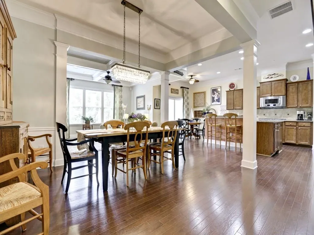 5574 High Point Road, Sandy Springs, Georgia 30342, 3 Bedrooms Bedrooms, ,3 BathroomsBathrooms,Residential,Sold,5574 High Point Road,5712957