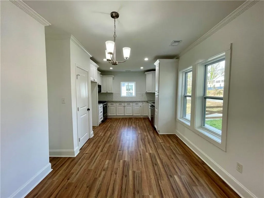 438 Holly Street Nw, Atlanta, Georgia 30318, 3 Bedrooms Bedrooms, ,2 BathroomsBathrooms,Residential,For Sale,438 Holly Street Nw,7551451