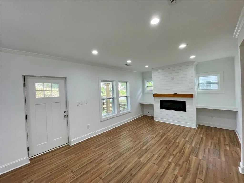 438 Holly Street Nw, Atlanta, Georgia 30318, 3 Bedrooms Bedrooms, ,2 BathroomsBathrooms,Residential,For Sale,438 Holly Street Nw,7551451
