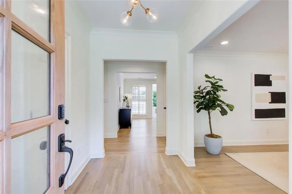 Wow! Warm and inviting entry foyer.