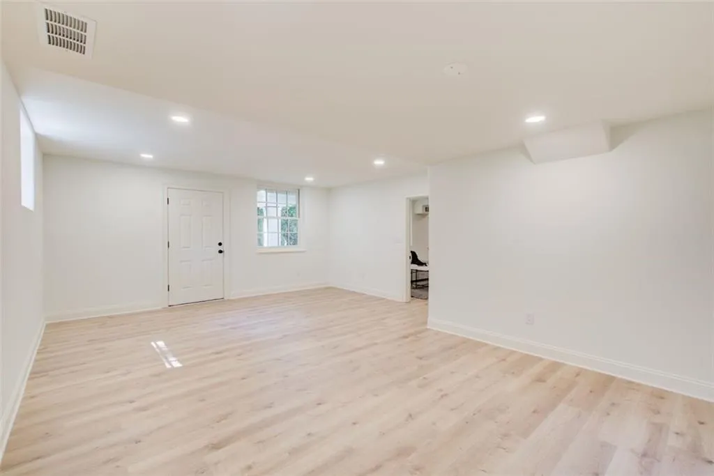 Terrace level guest suite is large- great for teens, a nanny, in-laws, etc.