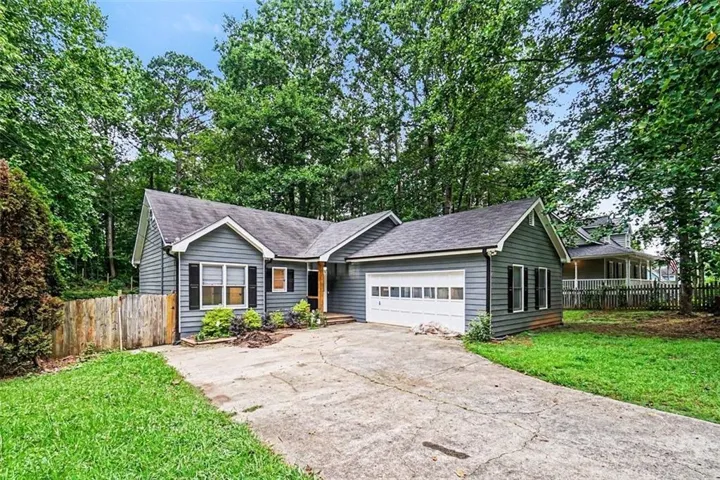 597 Cedarcrest Road, Dallas, Georgia 30132
