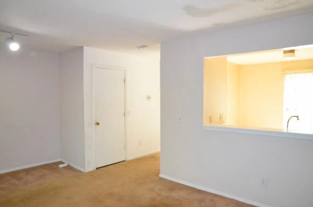 1808 Queen Anne Court Unit 0, Sandy Springs, Georgia 30350, 2 Bedrooms Bedrooms, ,2 BathroomsBathrooms,Residential,Sold,1808 Queen Anne Court Unit 0,5608463