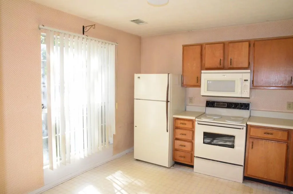 1808 Queen Anne Court Unit 0, Sandy Springs, Georgia 30350, 2 Bedrooms Bedrooms, ,2 BathroomsBathrooms,Residential,Sold,1808 Queen Anne Court Unit 0,5608463