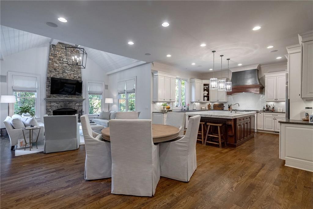 8186 Hewlett Road, Atlanta, Georgia 30350, 6 Bedrooms Bedrooms, ,6 BathroomsBathrooms,Residential,Sold,8186 Hewlett Road,7322685