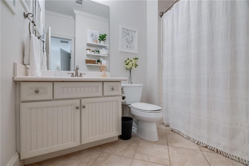 8186 Hewlett Road, Atlanta, Georgia 30350, 6 Bedrooms Bedrooms, ,6 BathroomsBathrooms,Residential,Sold,8186 Hewlett Road,7322685