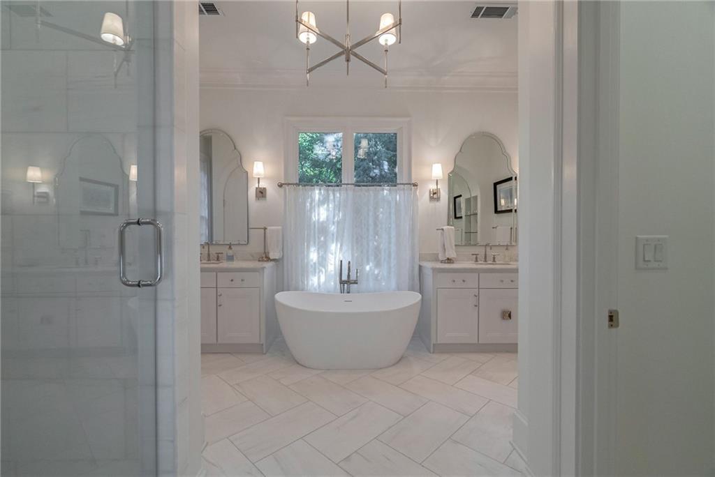 8186 Hewlett Road, Atlanta, Georgia 30350, 6 Bedrooms Bedrooms, ,6 BathroomsBathrooms,Residential,Sold,8186 Hewlett Road,7322685