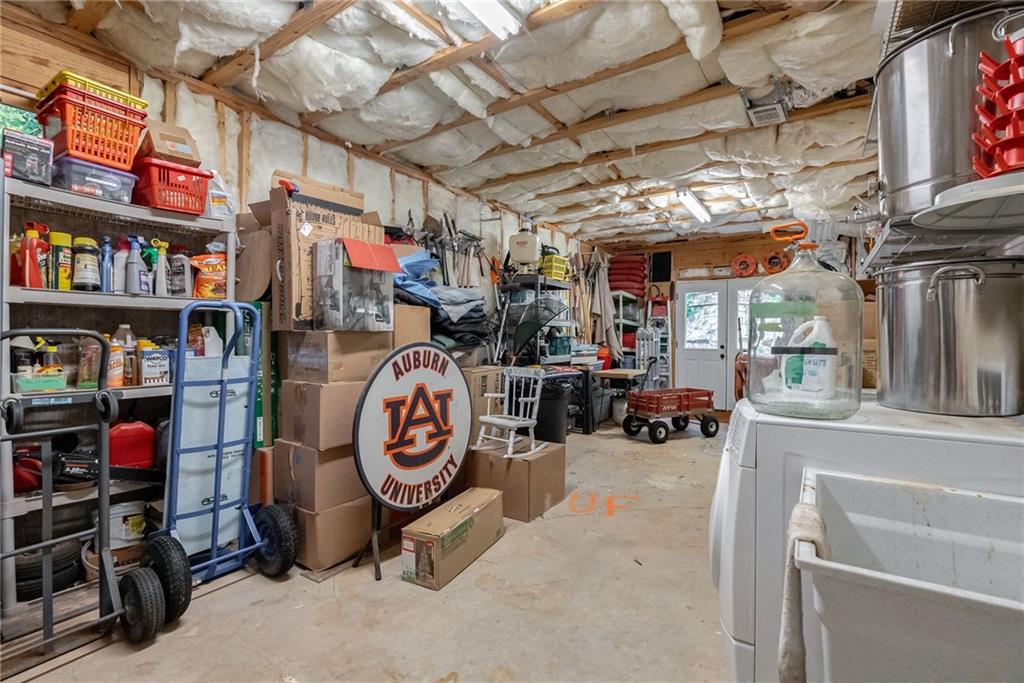 8186 Hewlett Road, Atlanta, Georgia 30350, 6 Bedrooms Bedrooms, ,6 BathroomsBathrooms,Residential,Sold,8186 Hewlett Road,7322685