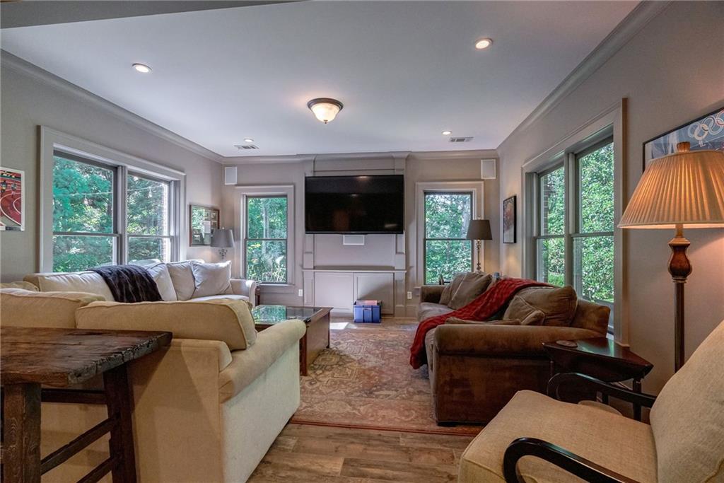 8186 Hewlett Road, Atlanta, Georgia 30350, 6 Bedrooms Bedrooms, ,6 BathroomsBathrooms,Residential,Sold,8186 Hewlett Road,7322685