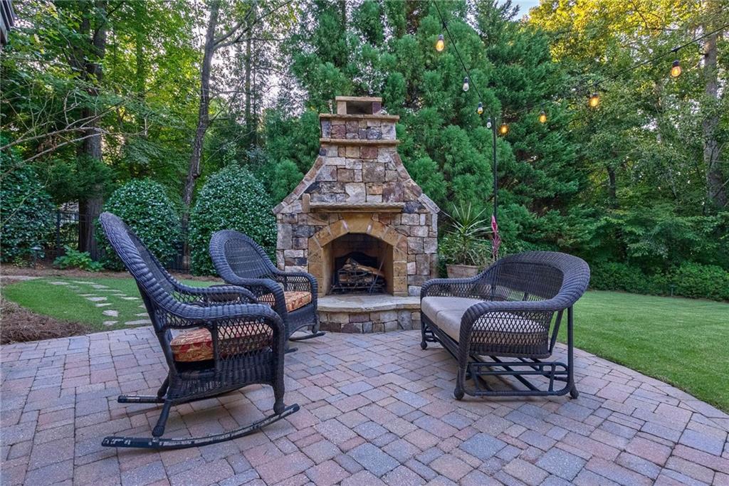 8186 Hewlett Road, Atlanta, Georgia 30350, 6 Bedrooms Bedrooms, ,6 BathroomsBathrooms,Residential,Sold,8186 Hewlett Road,7322685