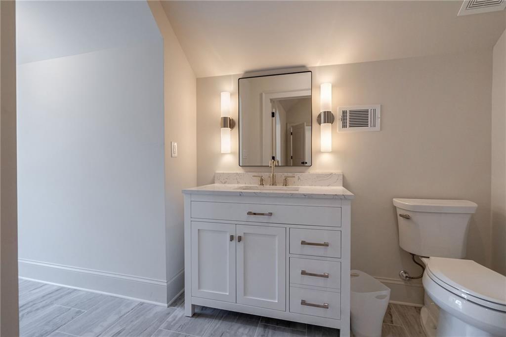 8186 Hewlett Road, Atlanta, Georgia 30350, 6 Bedrooms Bedrooms, ,6 BathroomsBathrooms,Residential,Sold,8186 Hewlett Road,7322685