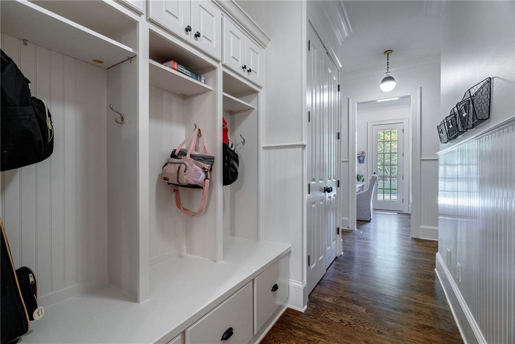 8186 Hewlett Road, Atlanta, Georgia 30350, 6 Bedrooms Bedrooms, ,6 BathroomsBathrooms,Residential,Sold,8186 Hewlett Road,7322685