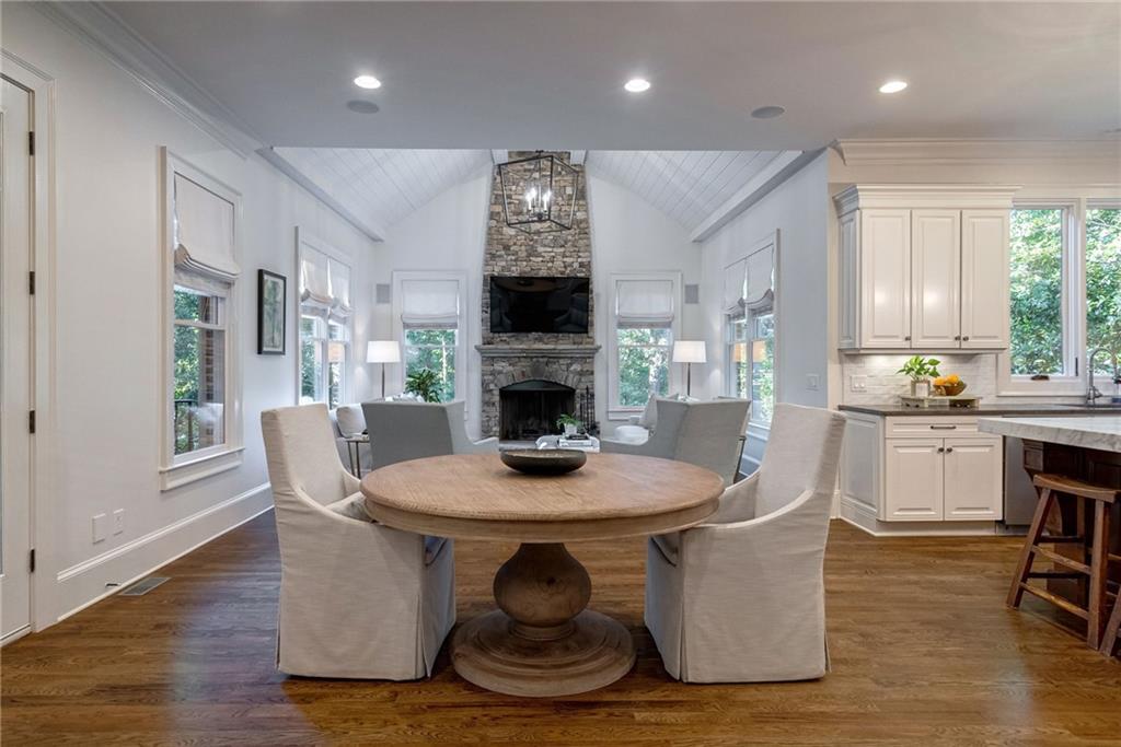 8186 Hewlett Road, Atlanta, Georgia 30350, 6 Bedrooms Bedrooms, ,6 BathroomsBathrooms,Residential,Sold,8186 Hewlett Road,7322685