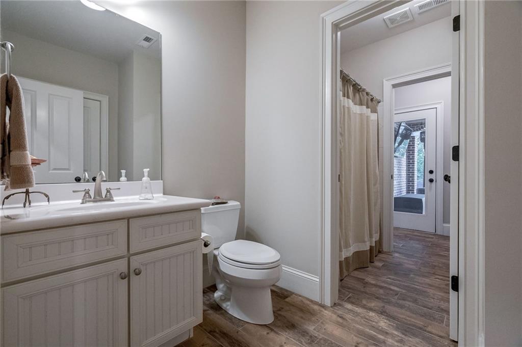 8186 Hewlett Road, Atlanta, Georgia 30350, 6 Bedrooms Bedrooms, ,6 BathroomsBathrooms,Residential,Sold,8186 Hewlett Road,7322685