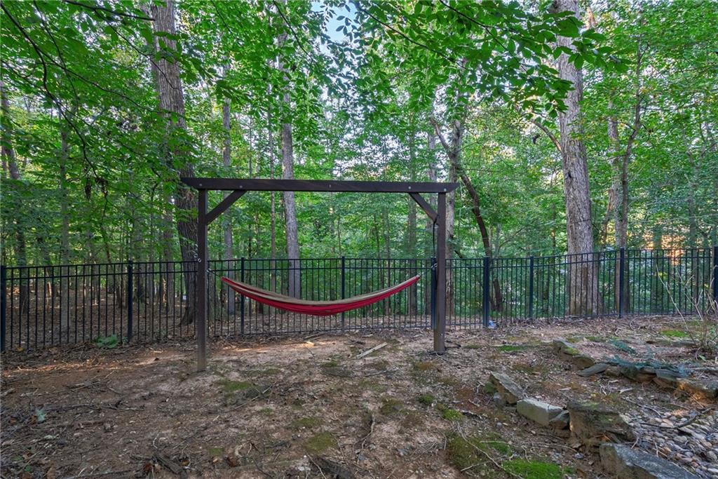 8186 Hewlett Road, Atlanta, Georgia 30350, 6 Bedrooms Bedrooms, ,6 BathroomsBathrooms,Residential,Sold,8186 Hewlett Road,7322685