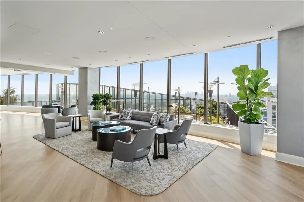 Lobby with floor to ceiling windows