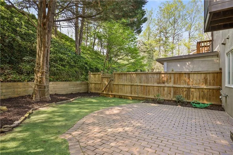 1209 Brookhaven Woods Court Ne, Brookhaven, Georgia 30319, 3 Bedrooms Bedrooms, ,3 BathroomsBathrooms,Residential,For Sale,1209 Brookhaven Woods Court Ne,7624239