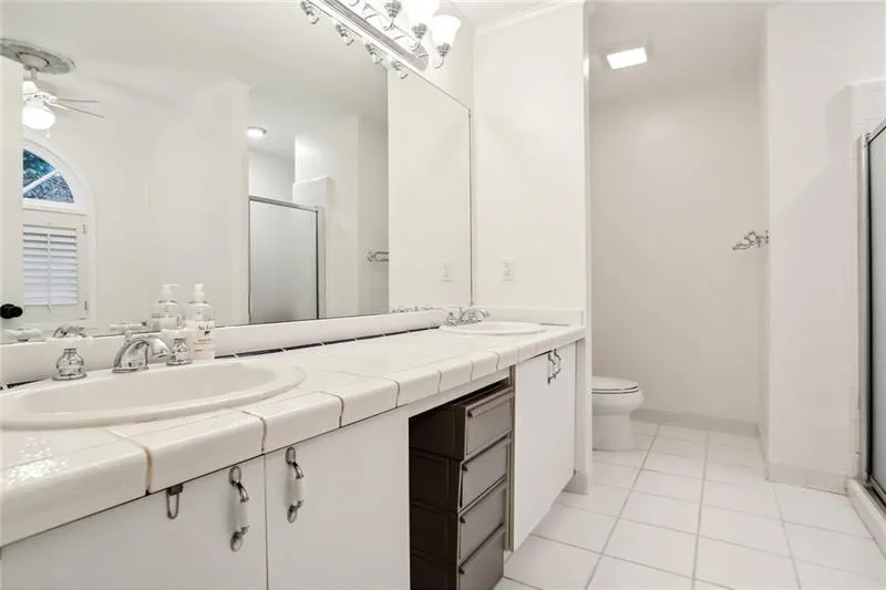1209 Brookhaven Woods Court Ne, Brookhaven, Georgia 30319, 3 Bedrooms Bedrooms, ,3 BathroomsBathrooms,Residential,For Sale,1209 Brookhaven Woods Court Ne,7624239