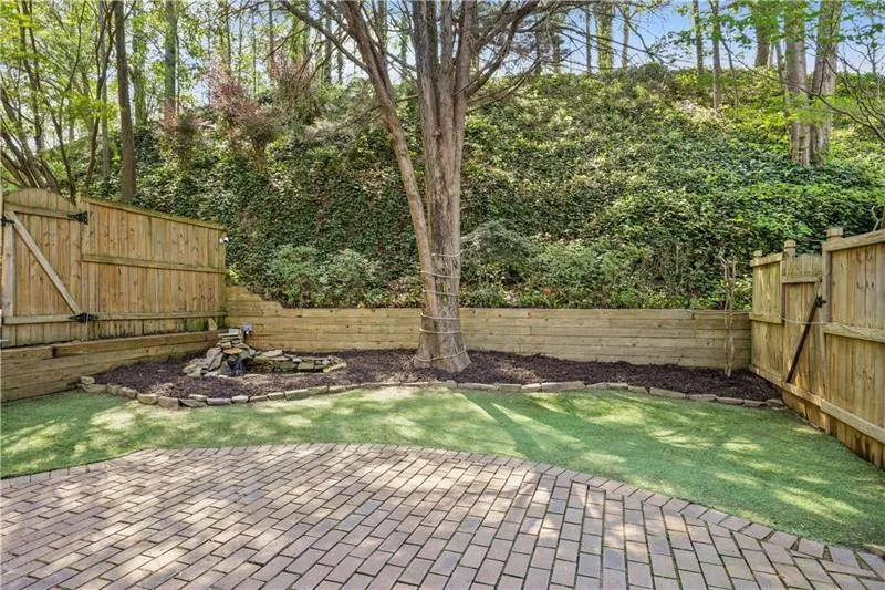 1209 Brookhaven Woods Court Ne, Brookhaven, Georgia 30319, 3 Bedrooms Bedrooms, ,3 BathroomsBathrooms,Residential,For Sale,1209 Brookhaven Woods Court Ne,7624239