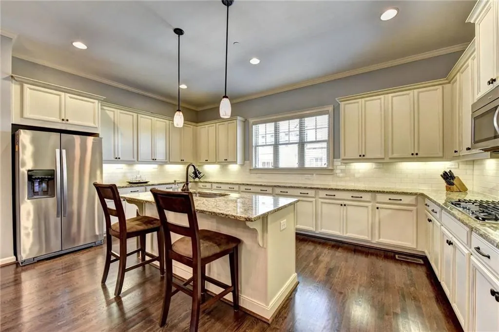 973 Thibideau Court, Sandy Springs, Georgia 30328, 3 Bedrooms Bedrooms, ,3 BathroomsBathrooms,Residential,Sold,973 Thibideau Court,5905627 973 Thibideau Court, Sandy Springs, Georgia 30328, 3 Bedrooms Bedrooms, ,3 BathroomsBathrooms,Residential,Sold,973 Thibideau Court,5905627