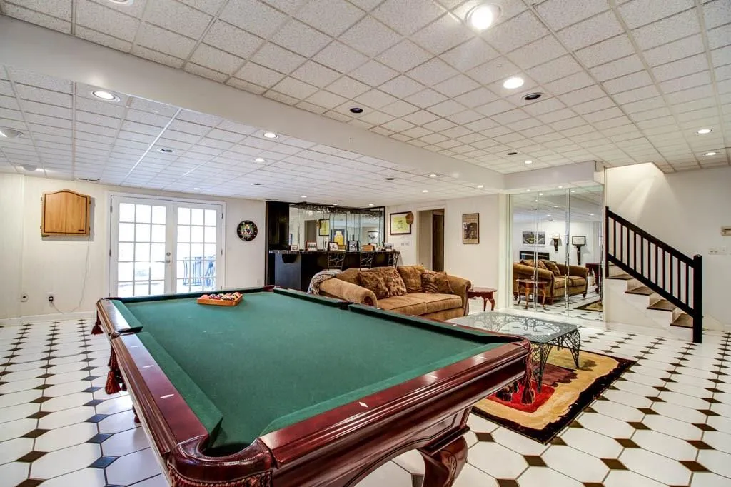 120 Marsh Glen Point, Atlanta, Georgia 30328, 6 Bedrooms Bedrooms, ,4 BathroomsBathrooms,Residential,Sold,120 Marsh Glen Point,5597029
