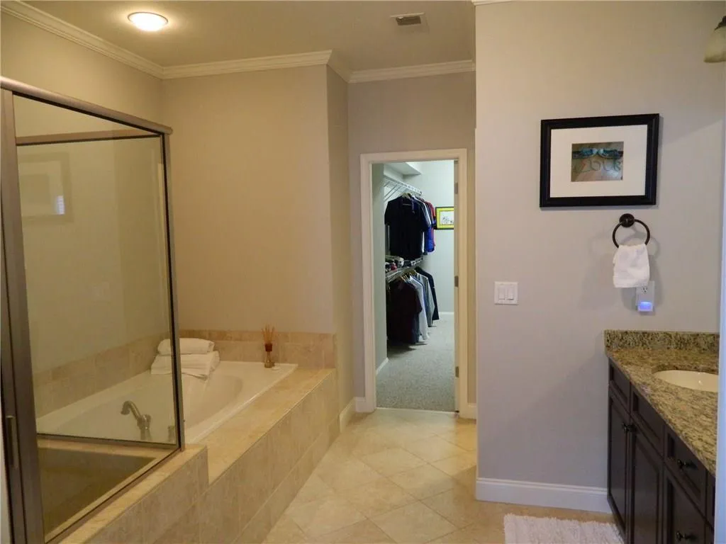 688 Lockton Place Unit 688, Atlanta, Georgia 30342, 4 Bedrooms Bedrooms, ,4 BathroomsBathrooms,Residential,Sold,688 Lockton Place Unit 688,5847665